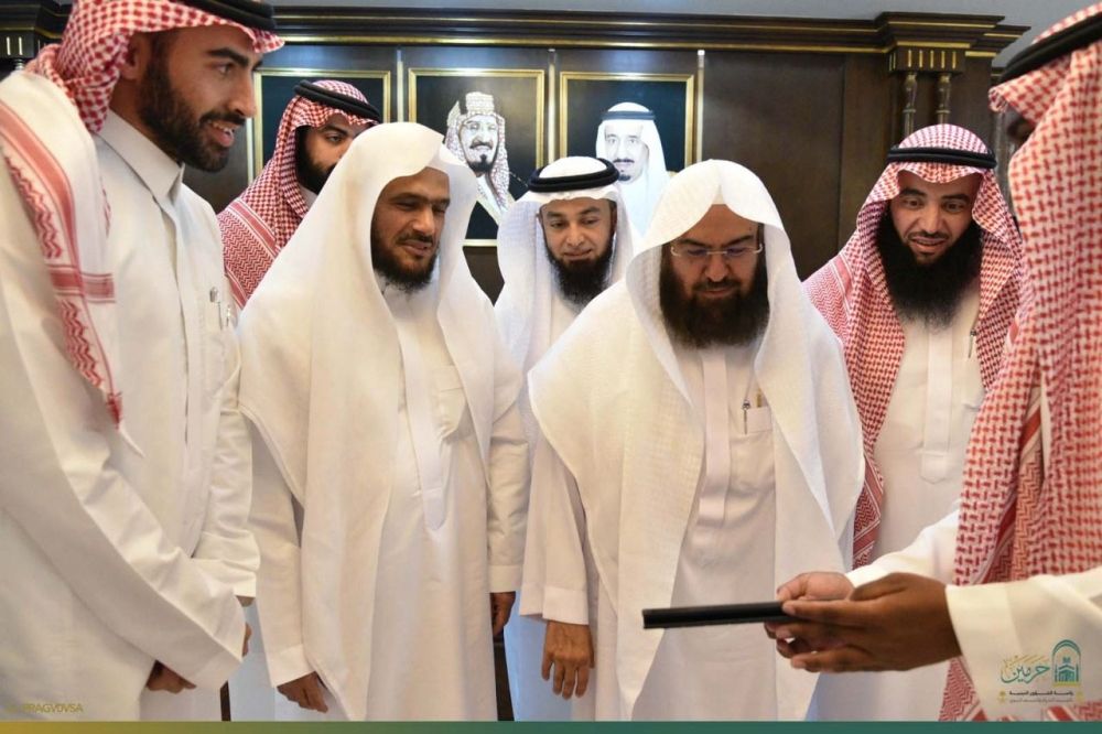 الأول من نوعه.. إطلاق أكبر مشروع للذكاء الاصطناعي بالمسجد النبوي - اليوم