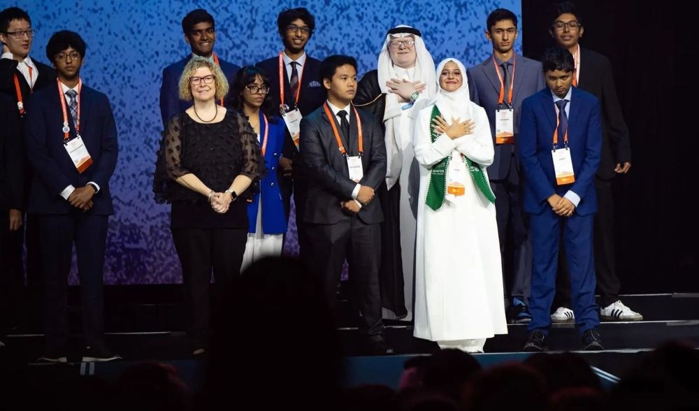 السعودية تكتسح منصة