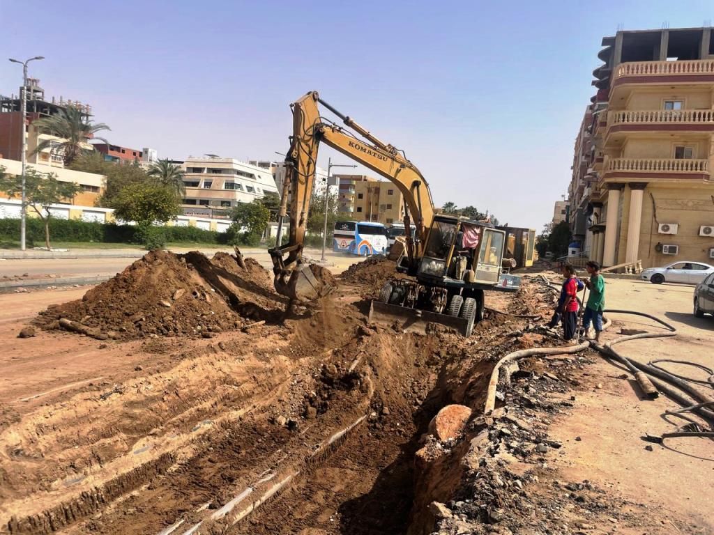 تطوير ورفع كفاءة طريق السادات تطوير ورفع كفاءة طريق السادات