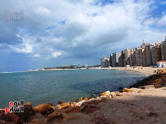 شواطئ-المندرة-خلال-التطوير شواطئ-المندرة-خلال-التطوير