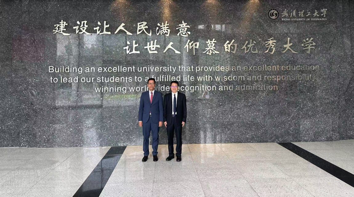 لقاءات رئيس جامعة بنها لقاءات رئيس جامعة بنها