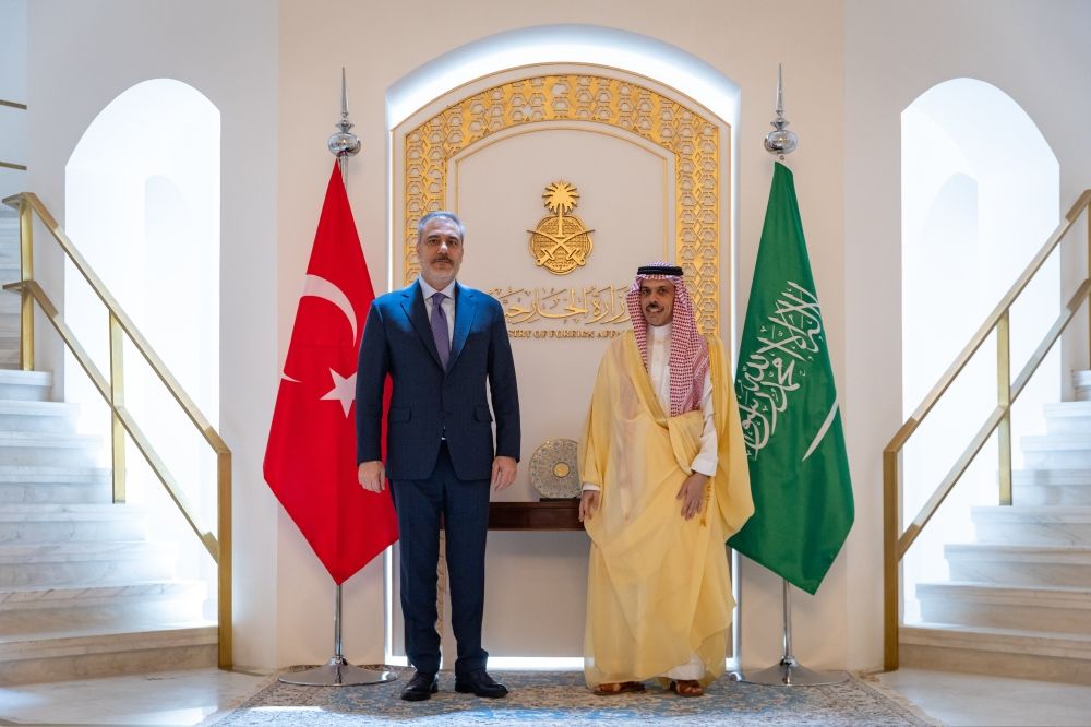 وزير الخارجية يستقبل وزير الخارجية التركي
