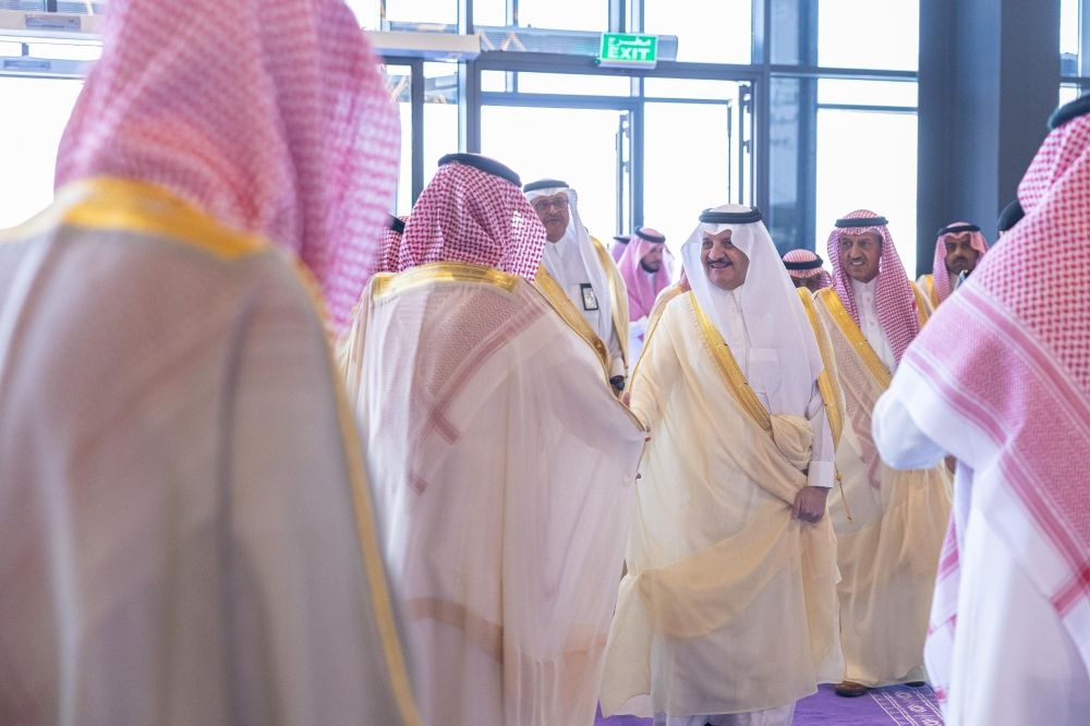 أمير المنطقة الشرقية يفتتح