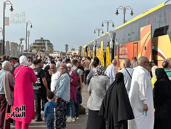 جانب-من-تجمعات-الأهالي جانب-من-تجمعات-الأهالي