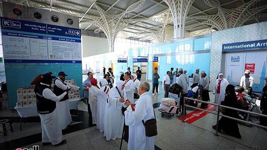 استقبال مهيب لحجاج القرعة في المدينة المنورة (4) استقبال مهيب لحجاج القرعة في المدينة المنورة (4)