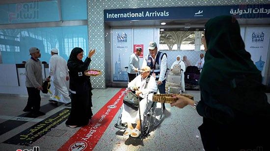 استقبال مهيب لحجاج القرعة في المدينة المنورة (5) استقبال مهيب لحجاج القرعة في المدينة المنورة (5)