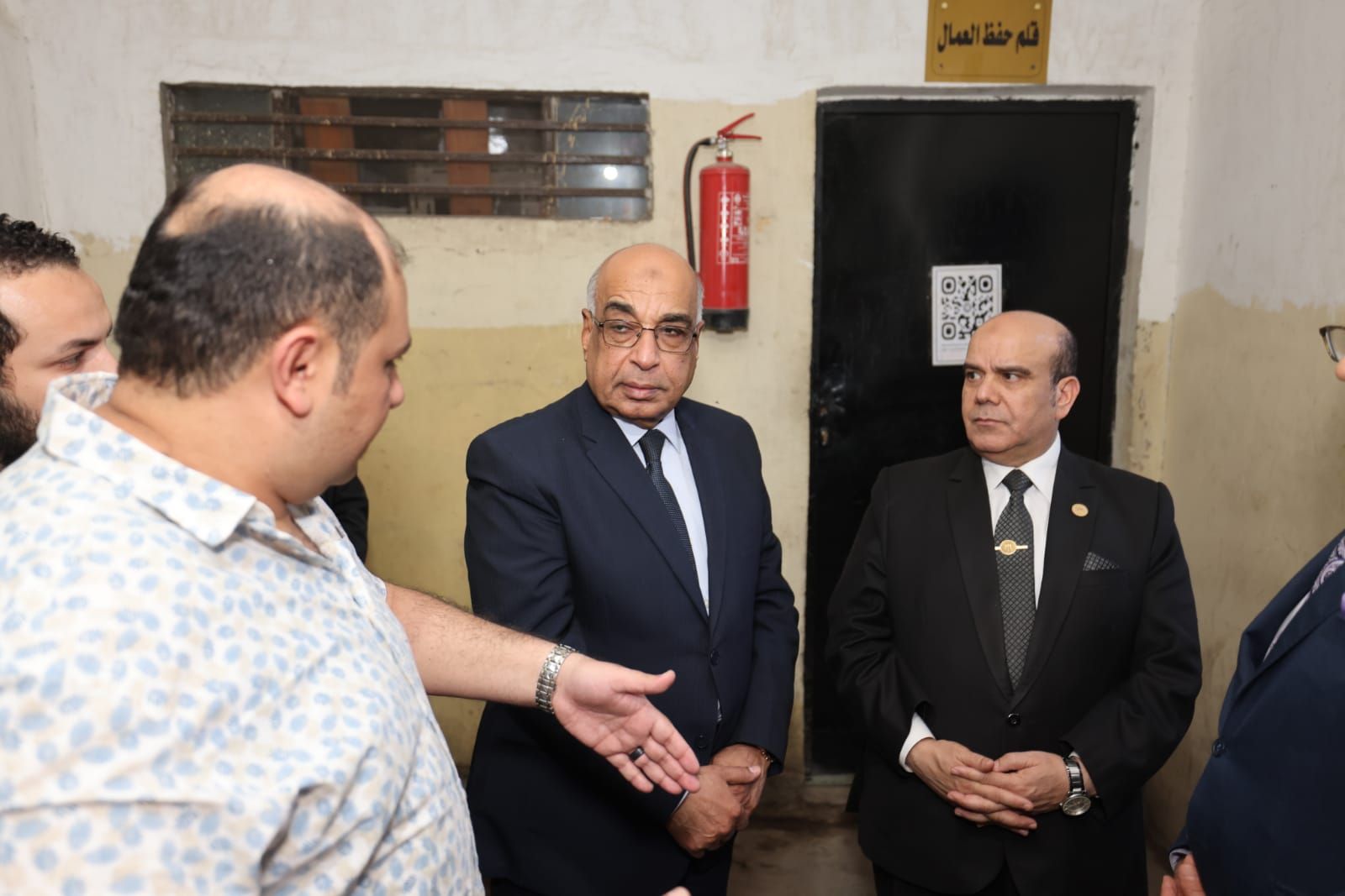 وزير العدل يتفقد أعمال تطوير محكمة جنوب الجيزة (3) وزير العدل يتفقد أعمال تطوير محكمة جنوب الجيزة (3)