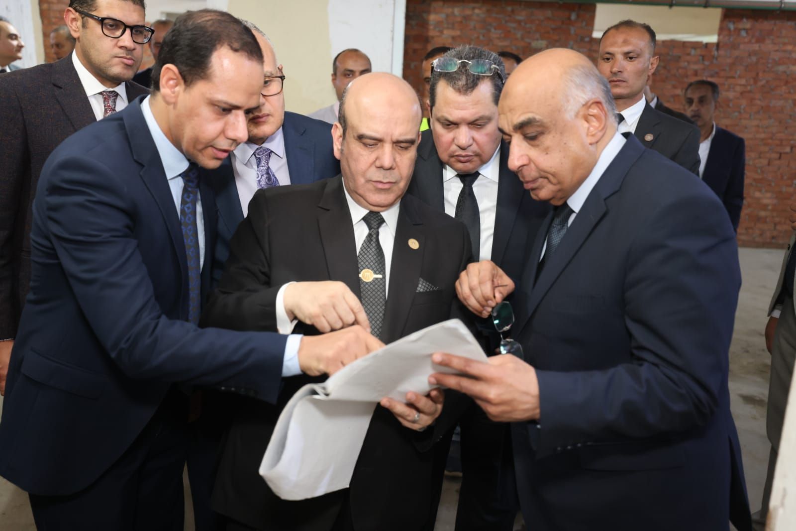 وزير العدل يتفقد أعمال تطوير محكمة جنوب الجيزة (4) وزير العدل يتفقد أعمال تطوير محكمة جنوب الجيزة (4)
