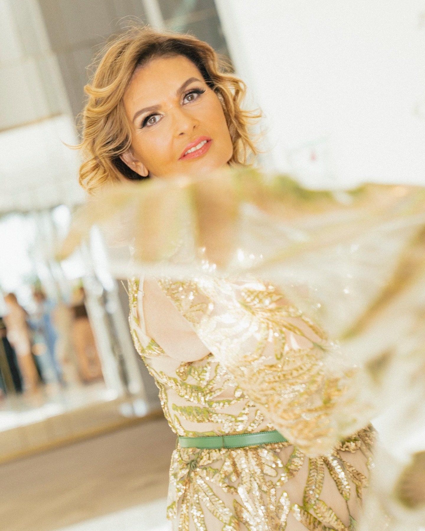 يسرا من مشاركتها فى مهرجان كان السينمائى يسرا من مشاركتها فى مهرجان كان السينمائى