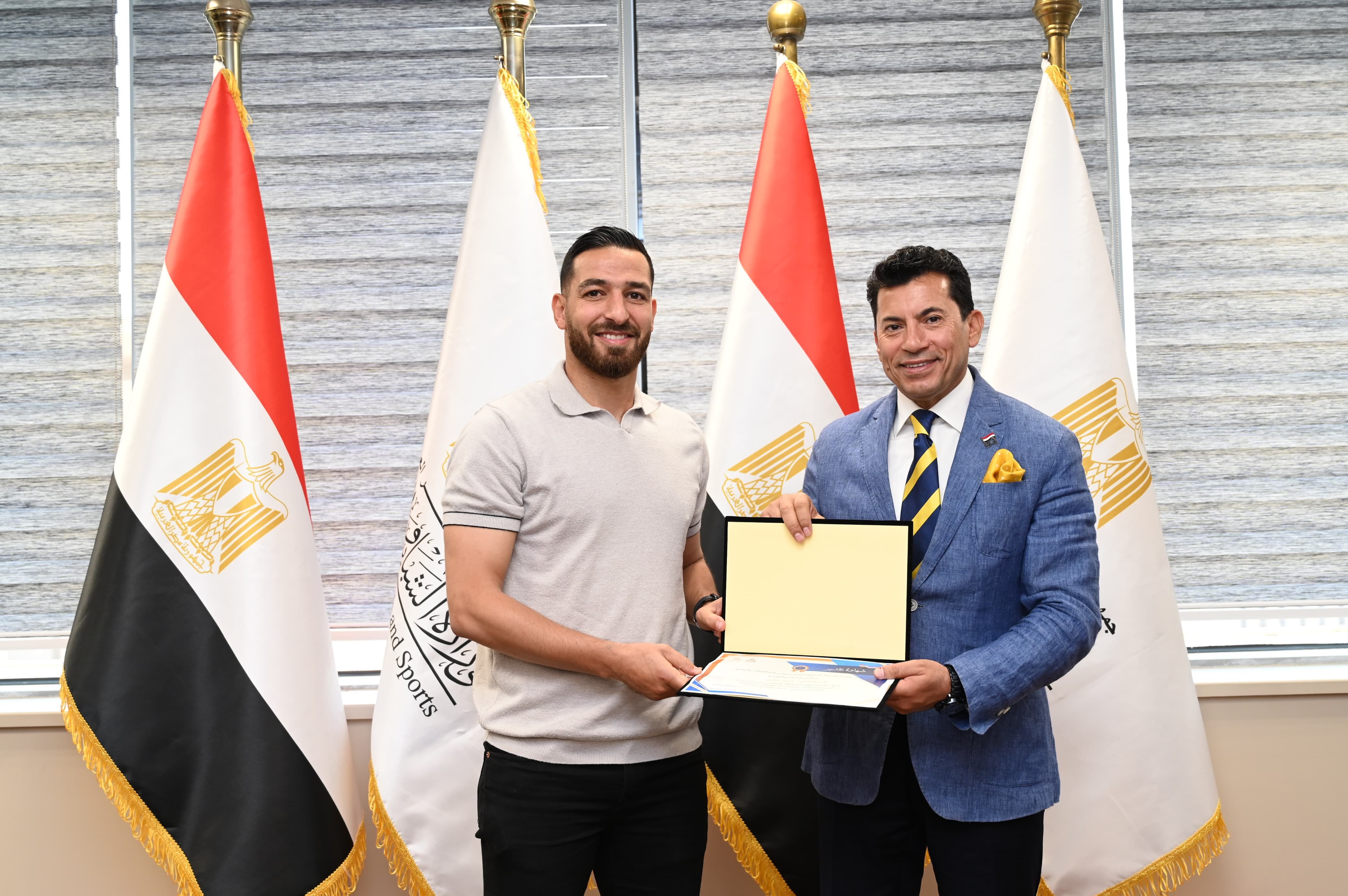 احمد شكرى احمد شكرى