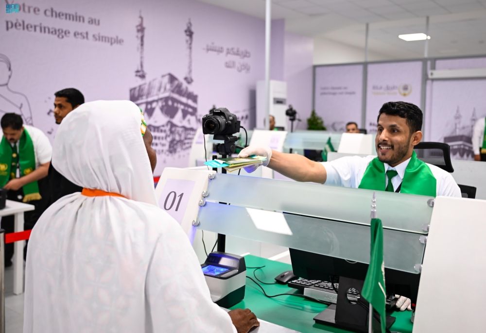 كوادر سعودية تستقبل الحجاج بلغاتهم في أبيدجان - واس