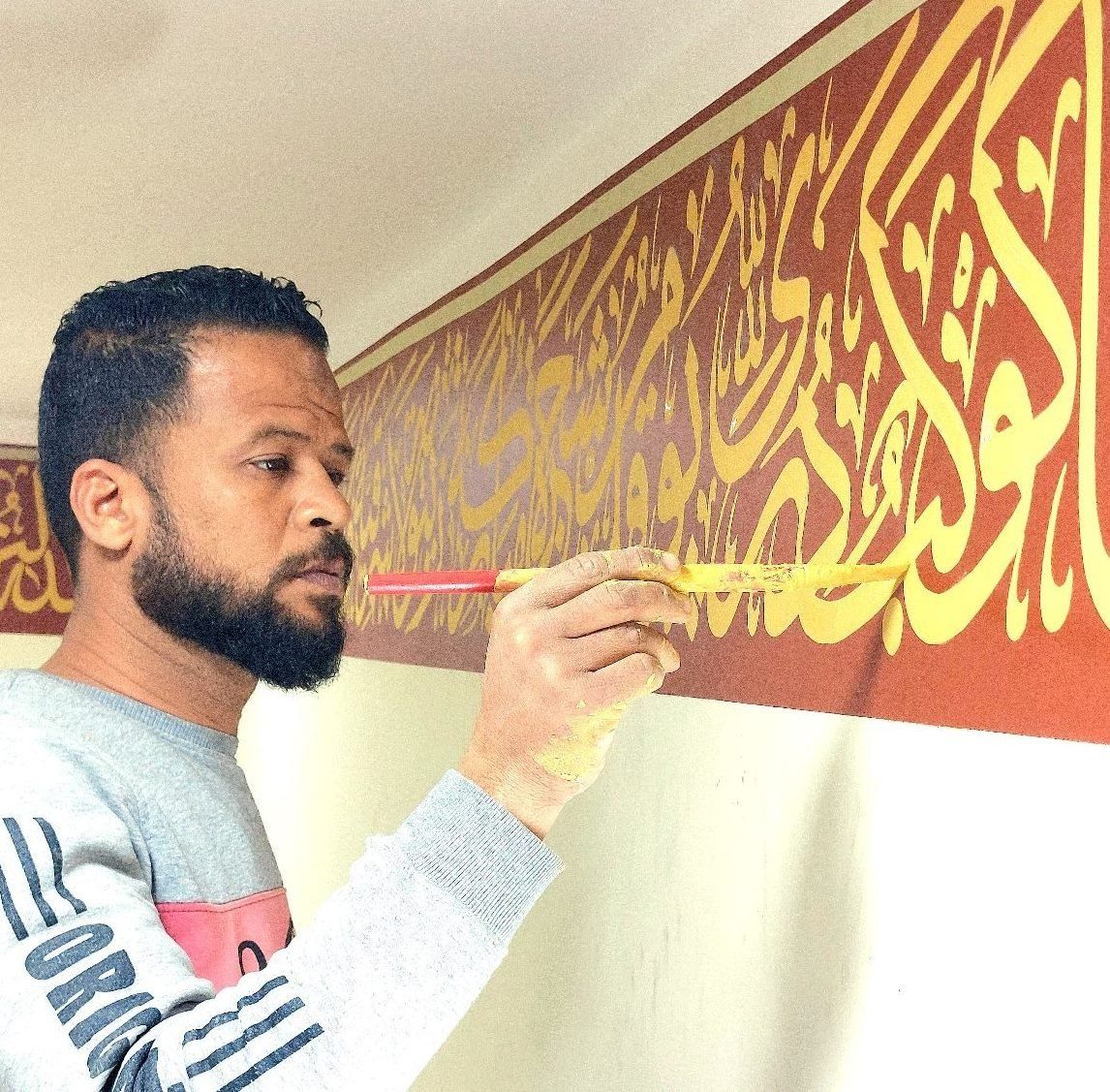شاذلي السنوسي أحد نجوم رسومات منازل الحجاج شاذلي السنوسي أحد نجوم رسومات منازل الحجاج