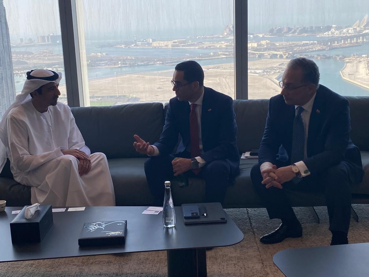 لقاء وزير الاستثمار مع العضو المنتدب لشركة مدن العقارية لقاء وزير الاستثمار مع العضو المنتدب لشركة مدن العقارية