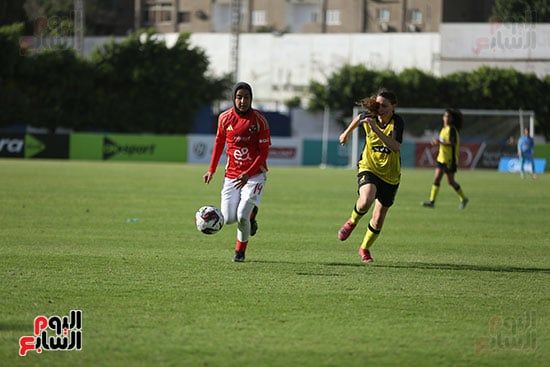 جانب من المباراة (2) جانب من المباراة (2)