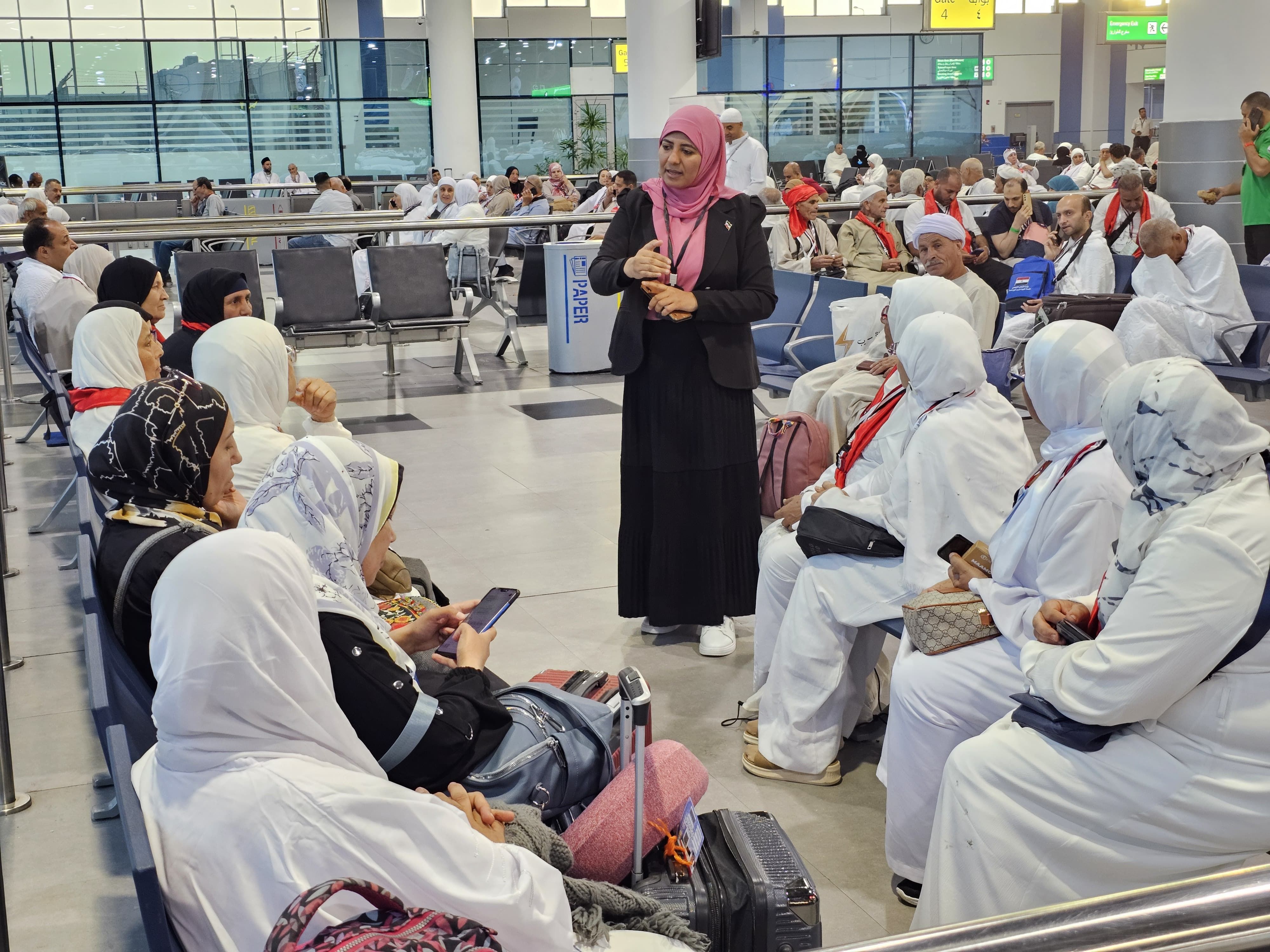 تفويج حجاج الجمعيات الأهلية إلى الأراضي المقدسة