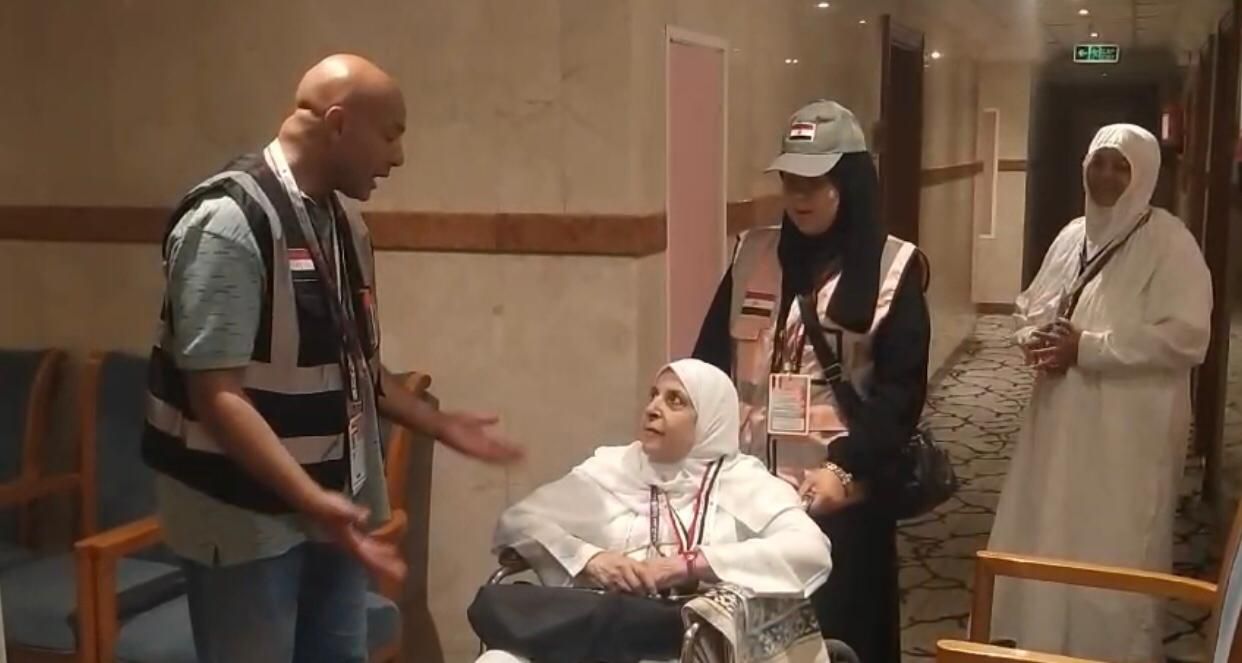 الحاجة زينب الجمل (3) الحاجة زينب الجمل (3)