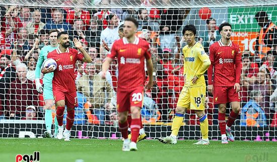 محمد صلاح يسجل هدف التعادل محمد صلاح يسجل هدف التعادل
