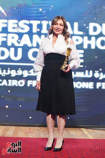 الفنانة ليلى علوي الفنانة ليلى علوي