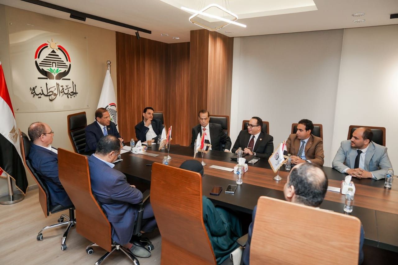 اجتماع حزب الجبهة اجتماع حزب الجبهة