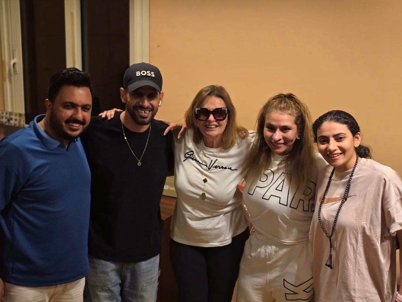 حمدى الميرغنى مع يسرا والمنتجين ندى ورنا السبكي حمدى الميرغنى مع يسرا والمنتجين ندى ورنا السبكي