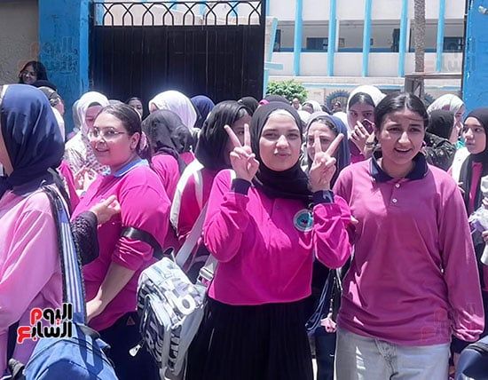 طالبات الشهادة الإعدادية في محافظة الجيزة (6) طالبات الشهادة الإعدادية في محافظة الجيزة (6)