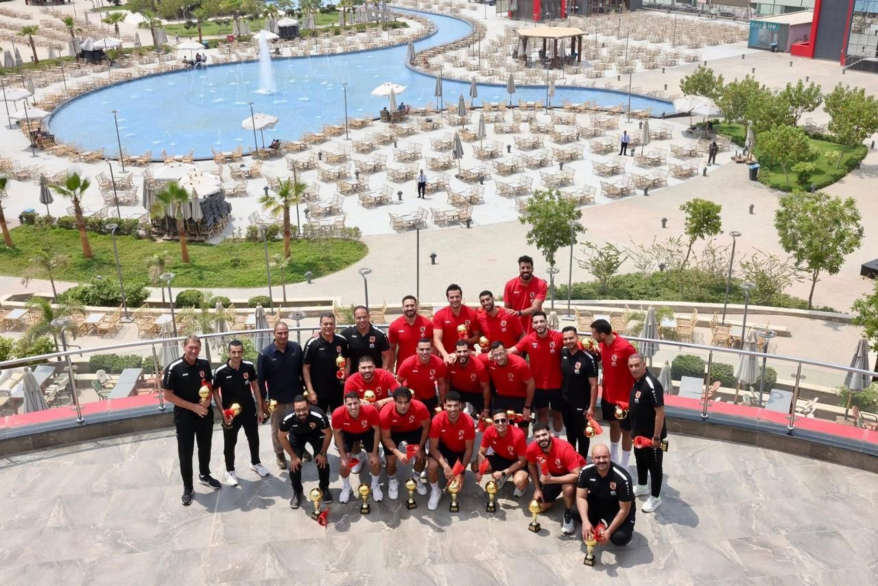 صورة جماعية ليد الاهلي صورة جماعية ليد الاهلي