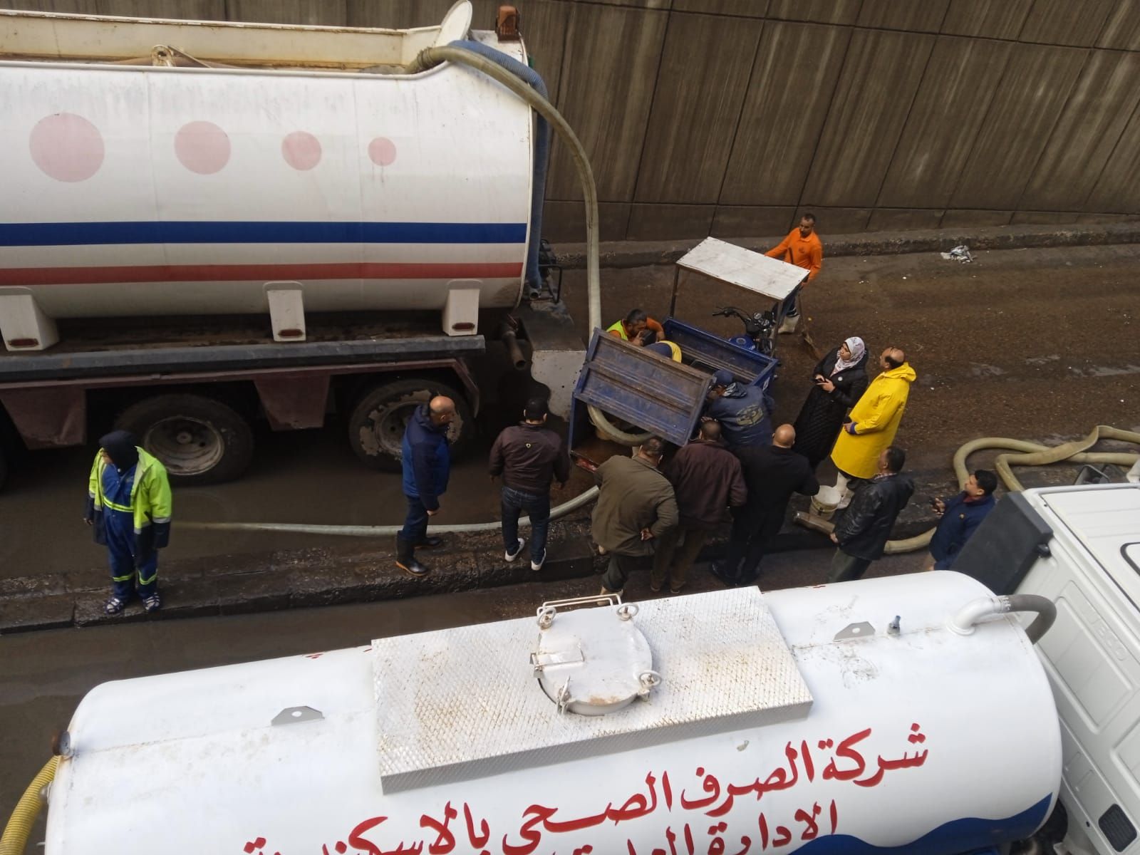رفع كفاءة المنظومة بمعدات و سيارات جديدة (1) رفع كفاءة المنظومة بمعدات و سيارات جديدة (1)