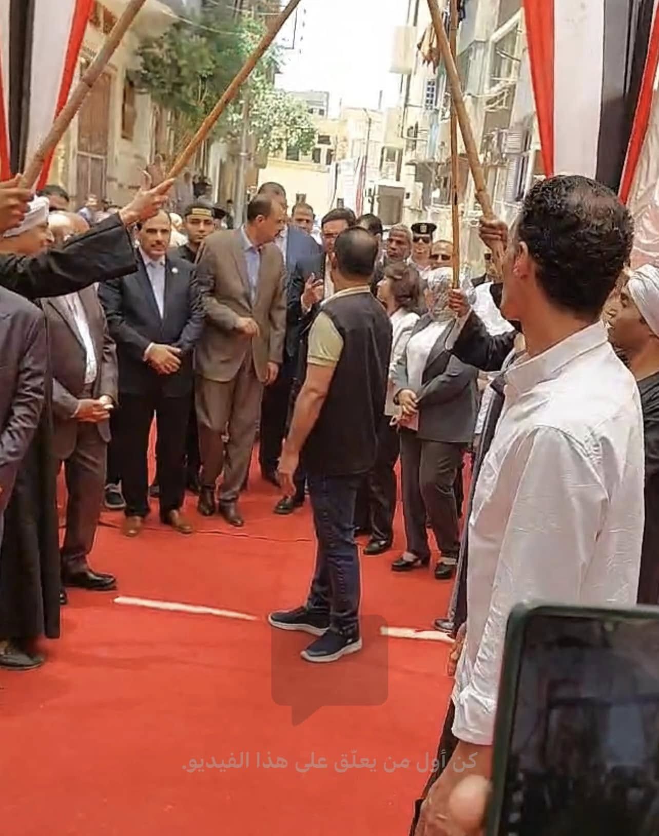 أستقبال الوزير والمحافظ أستقبال الوزير والمحافظ