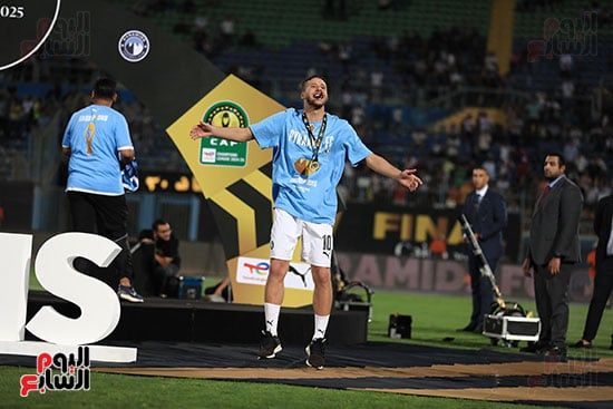 تتويج نادي بيراميدز بدوري أبطال أفريقيا (28) تتويج نادي بيراميدز بدوري أبطال أفريقيا (28)