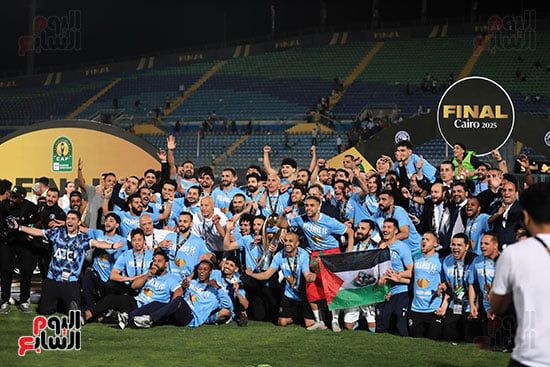 تتويج نادي بيراميدز بدوري أبطال أفريقيا (1) تتويج نادي بيراميدز بدوري أبطال أفريقيا (1)