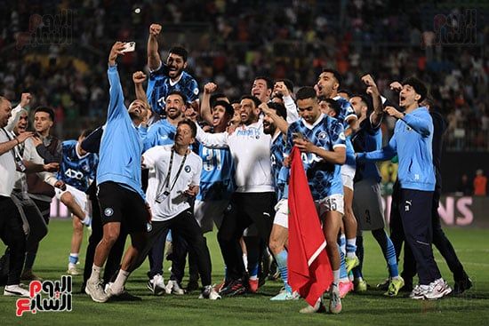 تتويج نادي بيراميدز بدوري أبطال أفريقيا (42) تتويج نادي بيراميدز بدوري أبطال أفريقيا (42)
