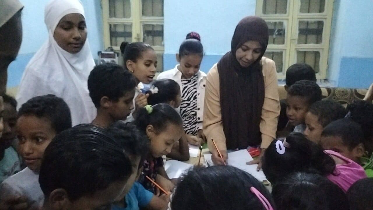 أنشطة مميزة لدعم الأطفال في قافلة ثقافية بنجع علوان أنشطة مميزة لدعم الأطفال في قافلة ثقافية بنجع علوان