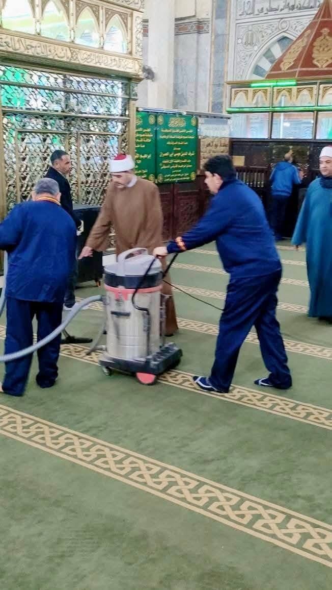 حملة نظافة بمسجد ابراهيم الدسوقي حملة نظافة بمسجد ابراهيم الدسوقي