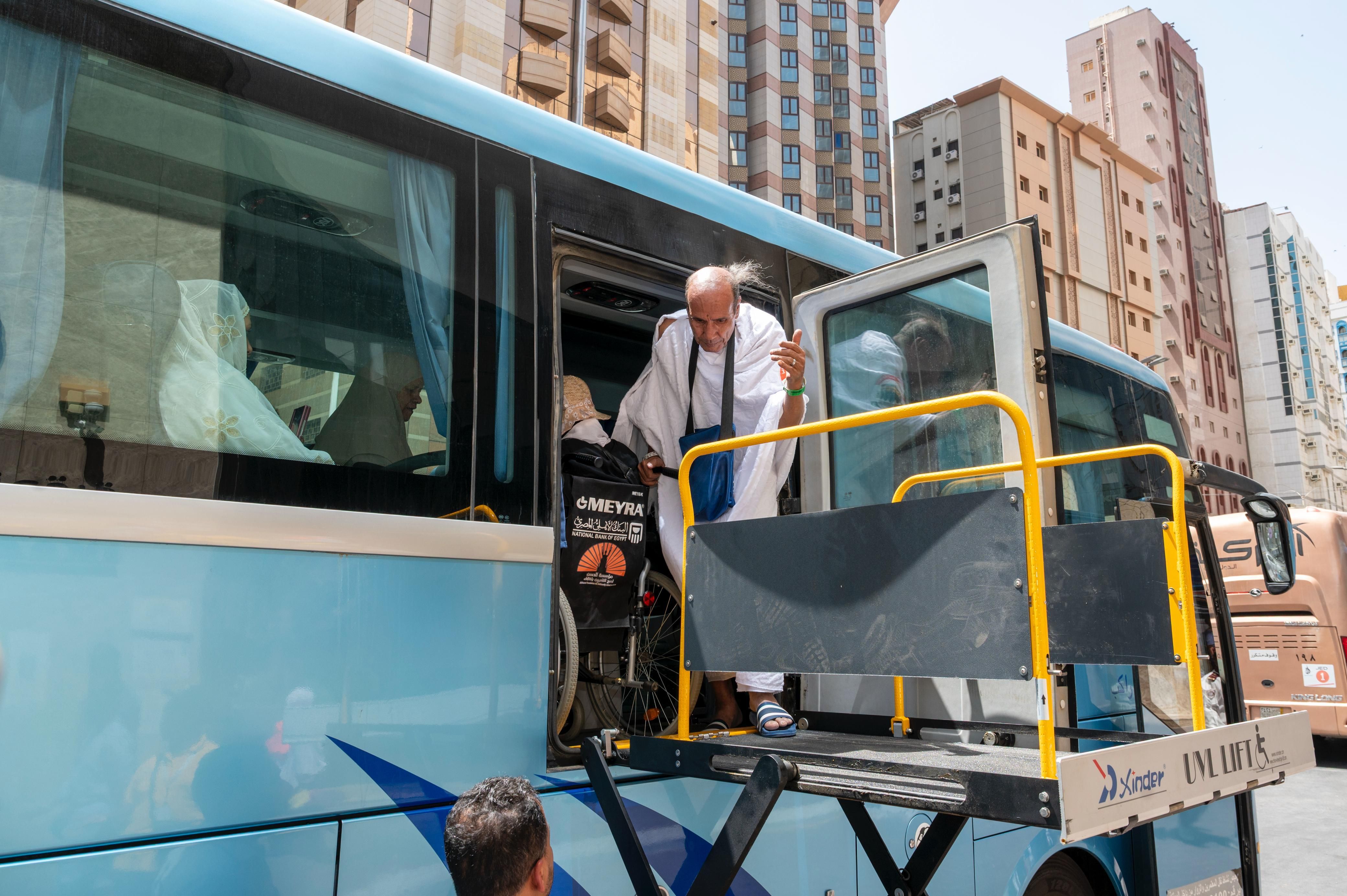abd464cc-15df-4e51-b44b-10cae9cf0c49 abd464cc-15df-4e51-b44b-10cae9cf0c49