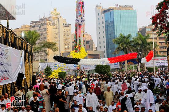 ساحة صلاة العيد من مسجد مصطفى محمود ساحة صلاة العيد من مسجد مصطفى محمود
