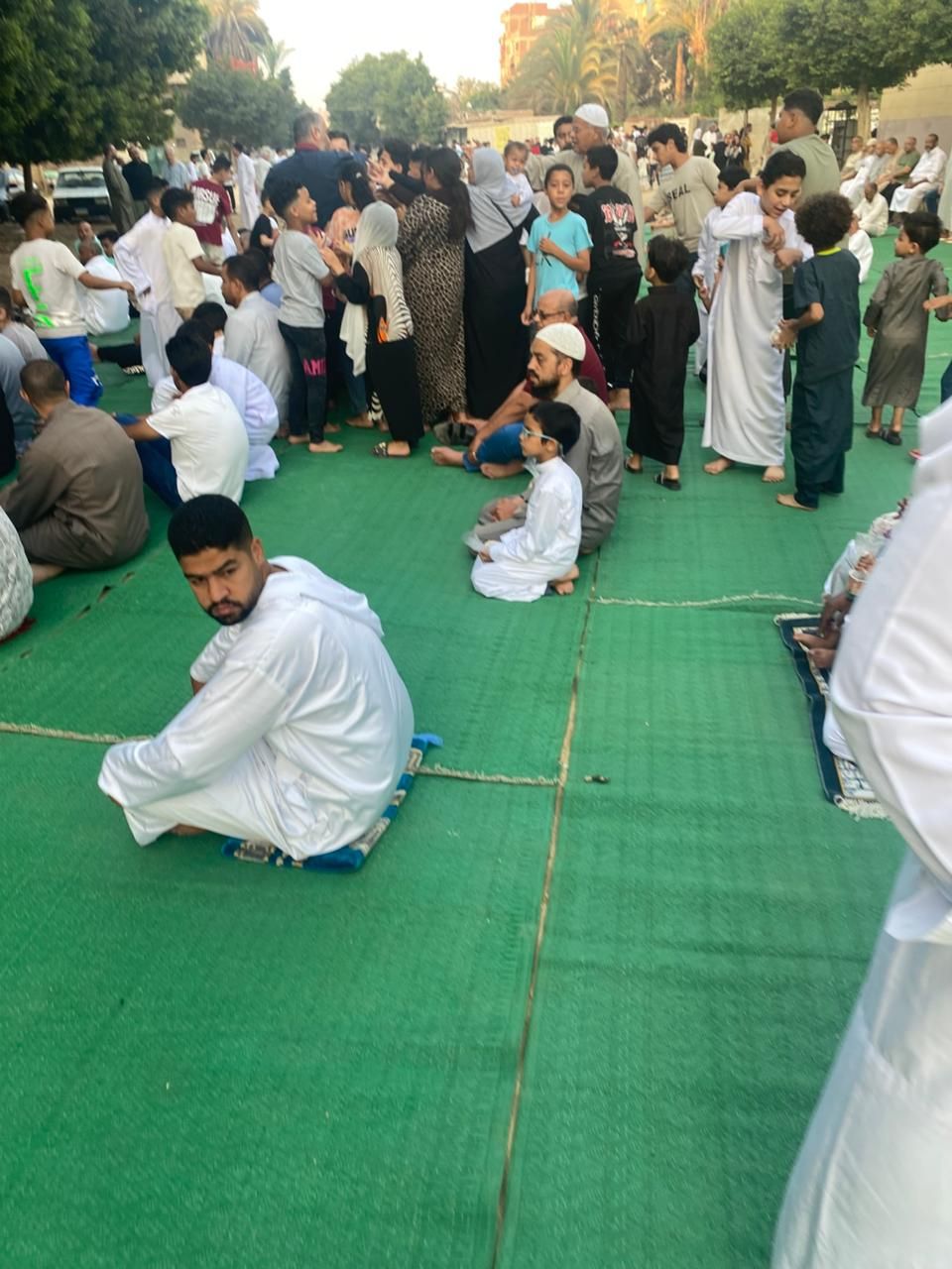 فرحة العيد تملأ ساحة الرضوان بمدينة السلام (19) فرحة العيد تملأ ساحة الرضوان بمدينة السلام (19)