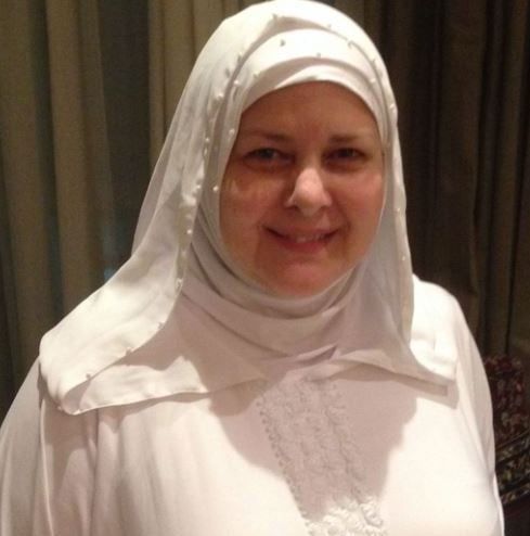 دلال عبد العزيز