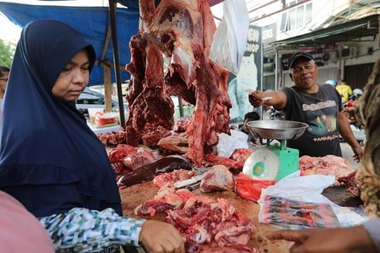 سوق اللحم فى إندونيسيا (8) سوق اللحم فى إندونيسيا (8)