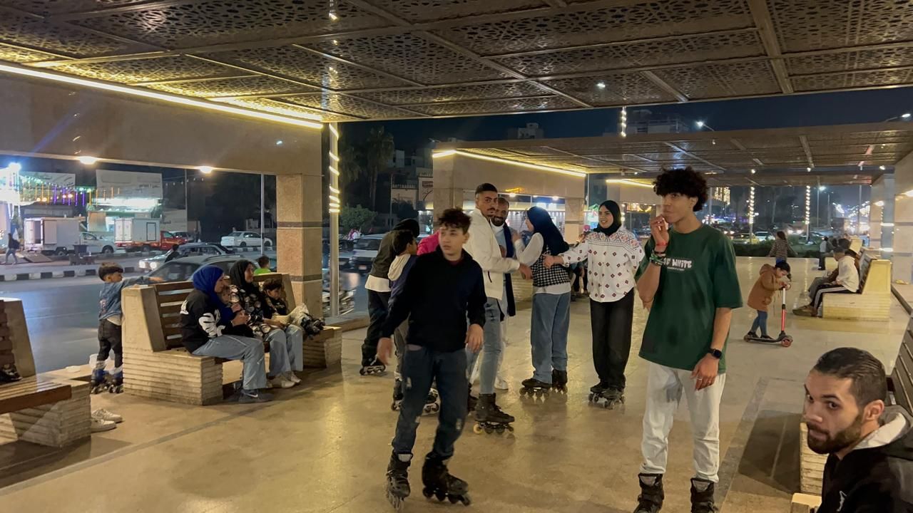 استمتاع المواطنين بالأجواء في المنصورة استمتاع المواطنين بالأجواء في المنصورة