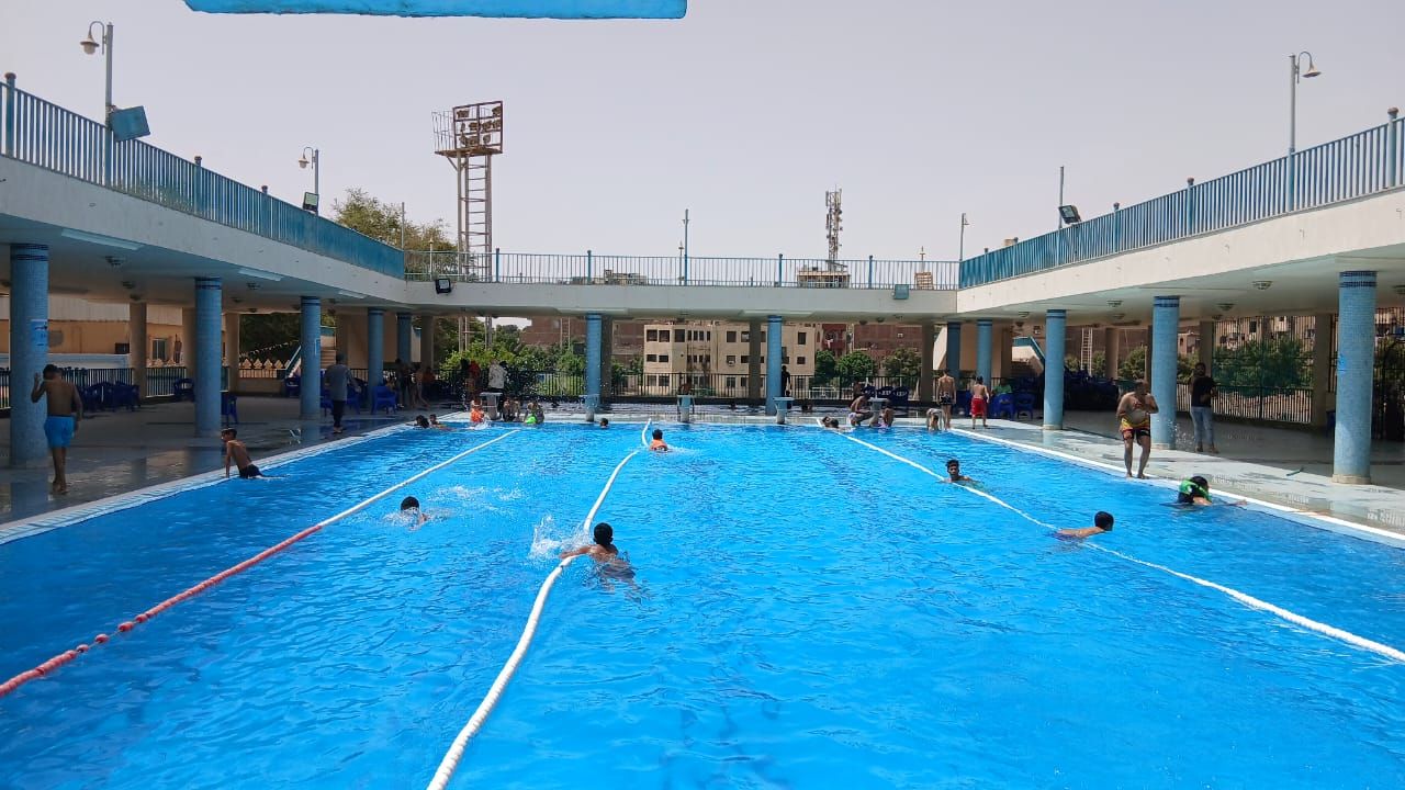 حمام سباحة نادي البحر حمام سباحة نادي البحر