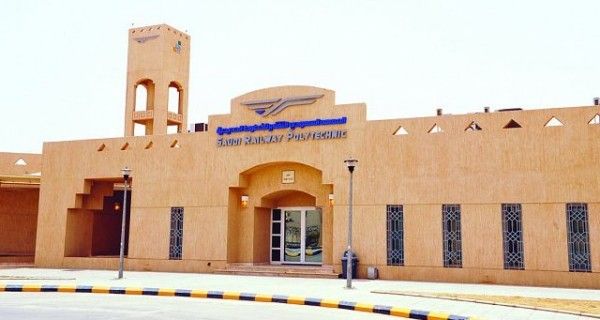 بدء التسجيل في برنامج تأهيل قائدي القطار للعمل مع رينفي