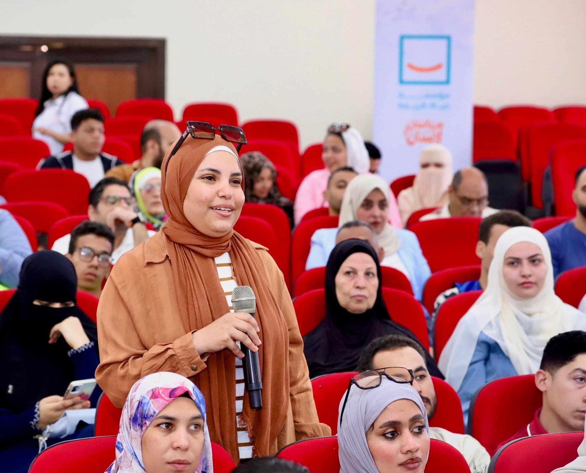 خلال فعاليات المعكسر لصندوق مكحافحة الإدمان بالتعاون مع مؤسسة حياة كريمة خلال فعاليات المعكسر لصندوق مكحافحة الإدمان بالتعاون مع مؤسسة حياة كريمة