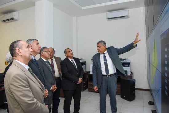 اثناء اللقاء (1) اثناء اللقاء (1)