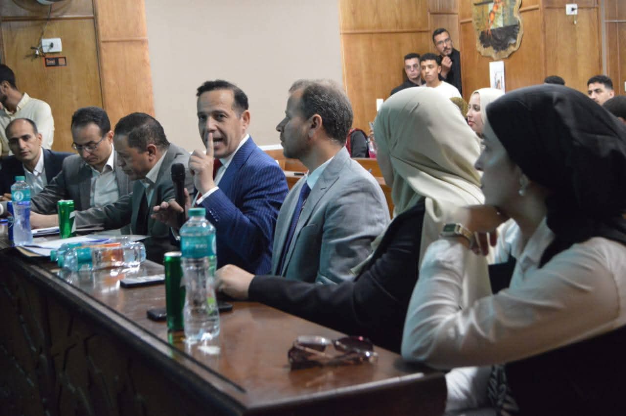 مناقشة مشروعات طلاب إعلام المنوفية (4) مناقشة مشروعات طلاب إعلام المنوفية (4)