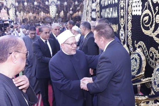 وفد من حزب الجبهة الوطنية يقدم العزاء لأسر ضحايا حادث المنوفية (3) وفد من حزب الجبهة الوطنية يقدم العزاء لأسر ضحايا حادث المنوفية (3)