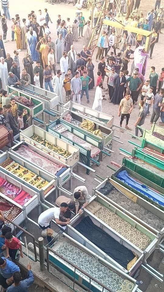 تشييع جنازة ضحايا حادث المنوفية تشييع جنازة ضحايا حادث المنوفية