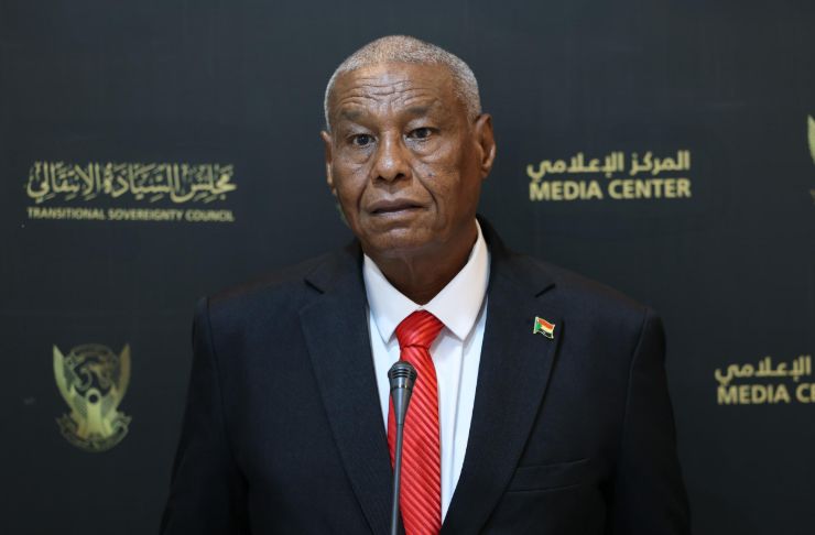 وزير الداخلية السوداني الجديد وزير الداخلية السوداني الجديد