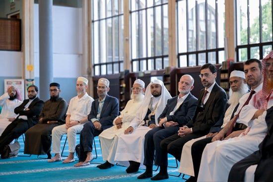 القيادات الإسلامية البريطانية تستقبل الأمين العام لرابطة العالم الإسلامي (4) القيادات الإسلامية البريطانية تستقبل الأمين العام لرابطة العالم الإسلامي (4)