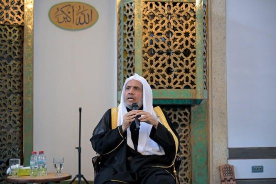 القيادات الإسلامية البريطانية تستقبل الأمين العام لرابطة العالم الإسلامي (2) القيادات الإسلامية البريطانية تستقبل الأمين العام لرابطة العالم الإسلامي (2)