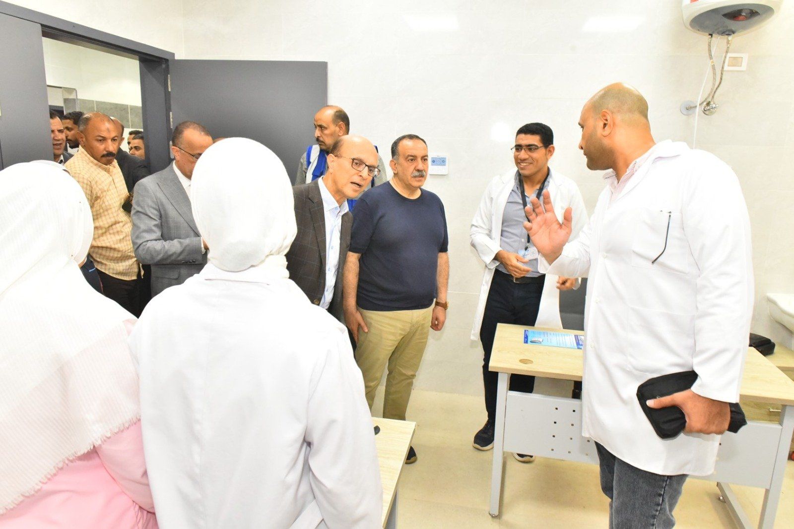 جولة المحافظ خلال الجولة جولة المحافظ خلال الجولة